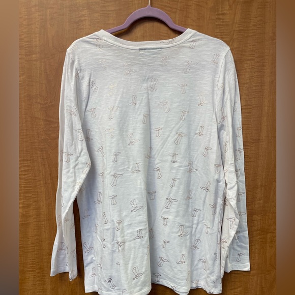 Lane Bryant Cream Long Sleeve Top with Subtle Metallic Boot Print - Picture 2 of 7